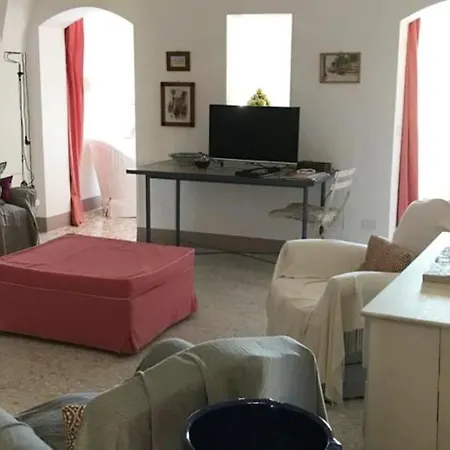 Apartamento Cristinahome: In Borgo Storico Sul Mare Imperia