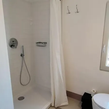 Apartment Cristinahome: In Borgo Storico Sul Mare Imperia